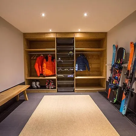 5br Beautiful With Exceptional Facilities - What'app - 0034-635-520-036 - For Reservations! Villa Chamonix